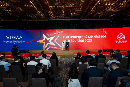 Đức Hưng Group - Nhà môi giới BDS xuất sắc nhất 2025